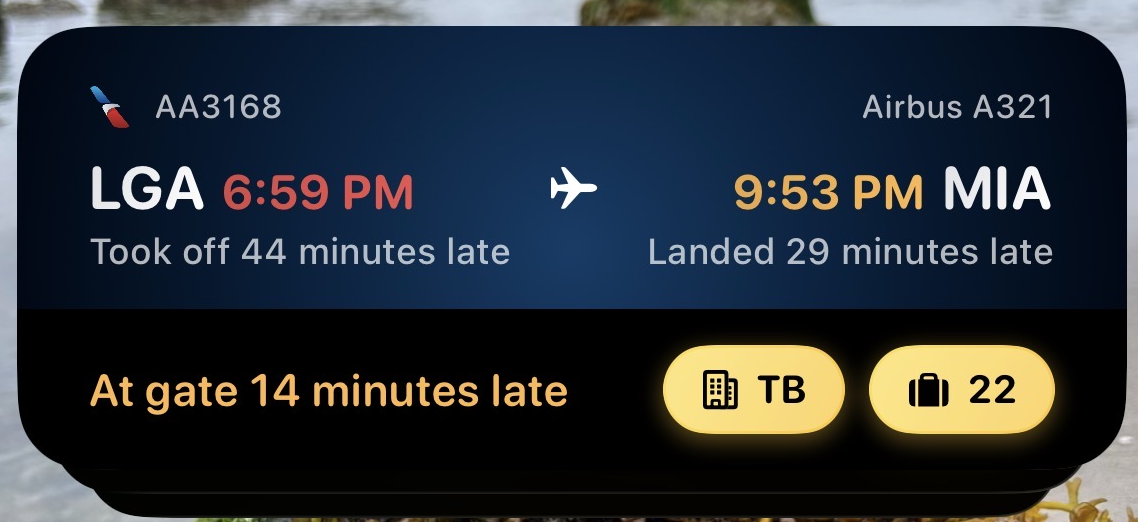 Flights25 vs Flightradar24 screenshot